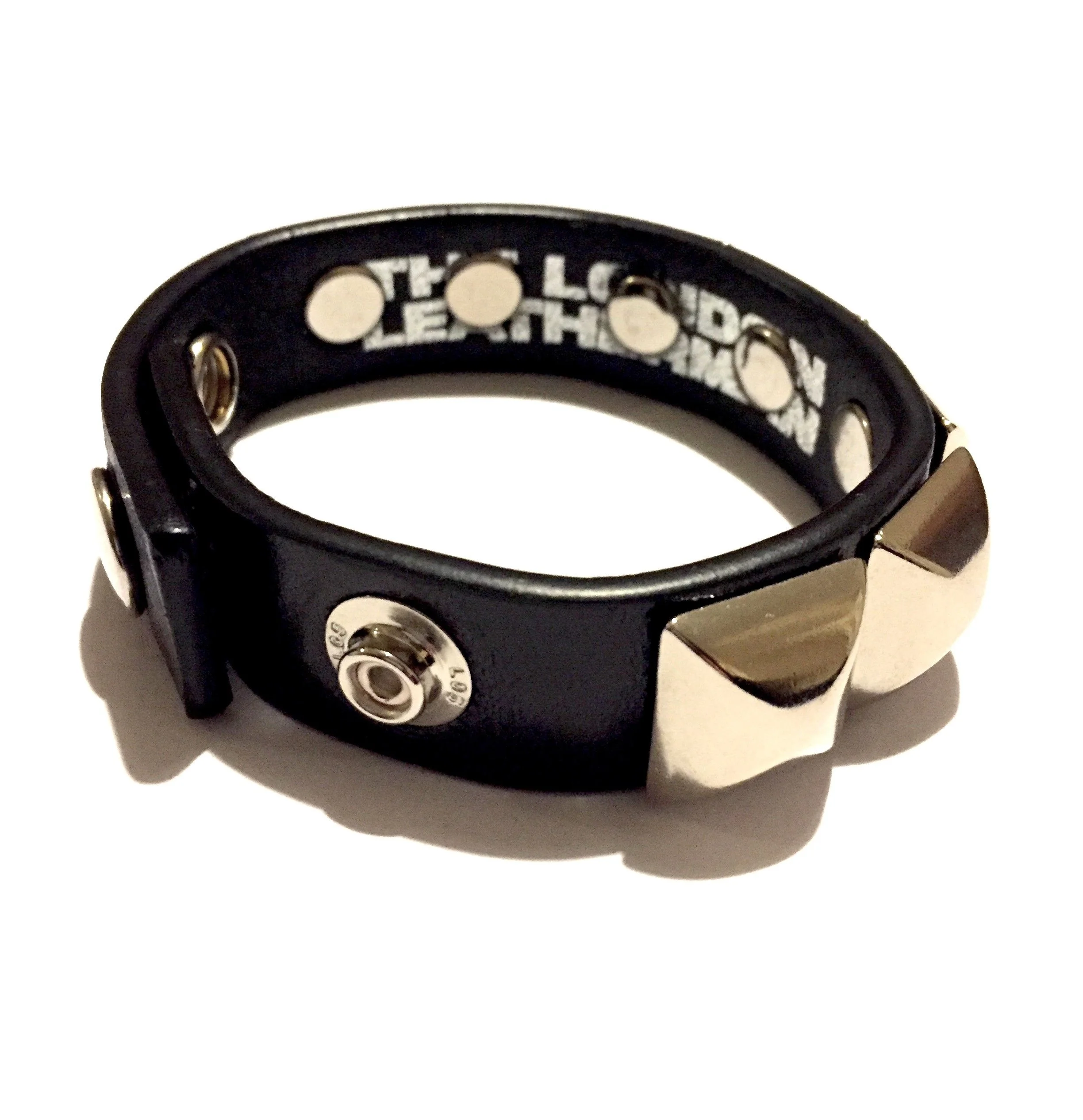 Black Leather LW4 Superior Pyramid Stud Wristband — The London